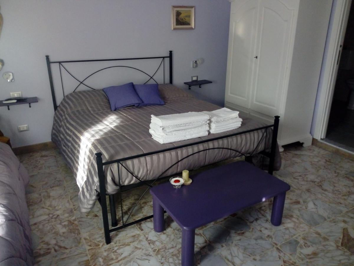 B&B Mila E Nan Borghetto Santo Spirito Kültér fotó