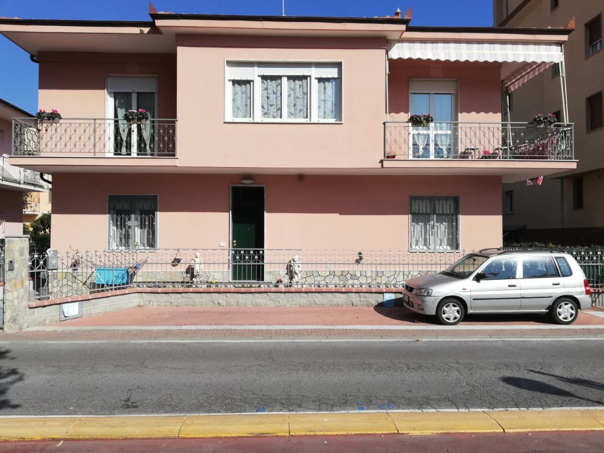 B&B Mila E Nan Borghetto Santo Spirito Kültér fotó